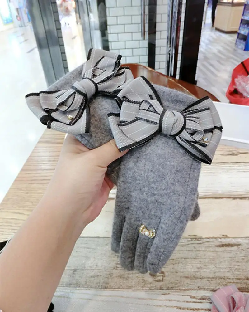 Striped Bow Cashmere Gloves Korean Ladies Winter Gloves Fashion Cute Touch Screen Five Finger Cashmere Warm Women A431 cashmere women gloves