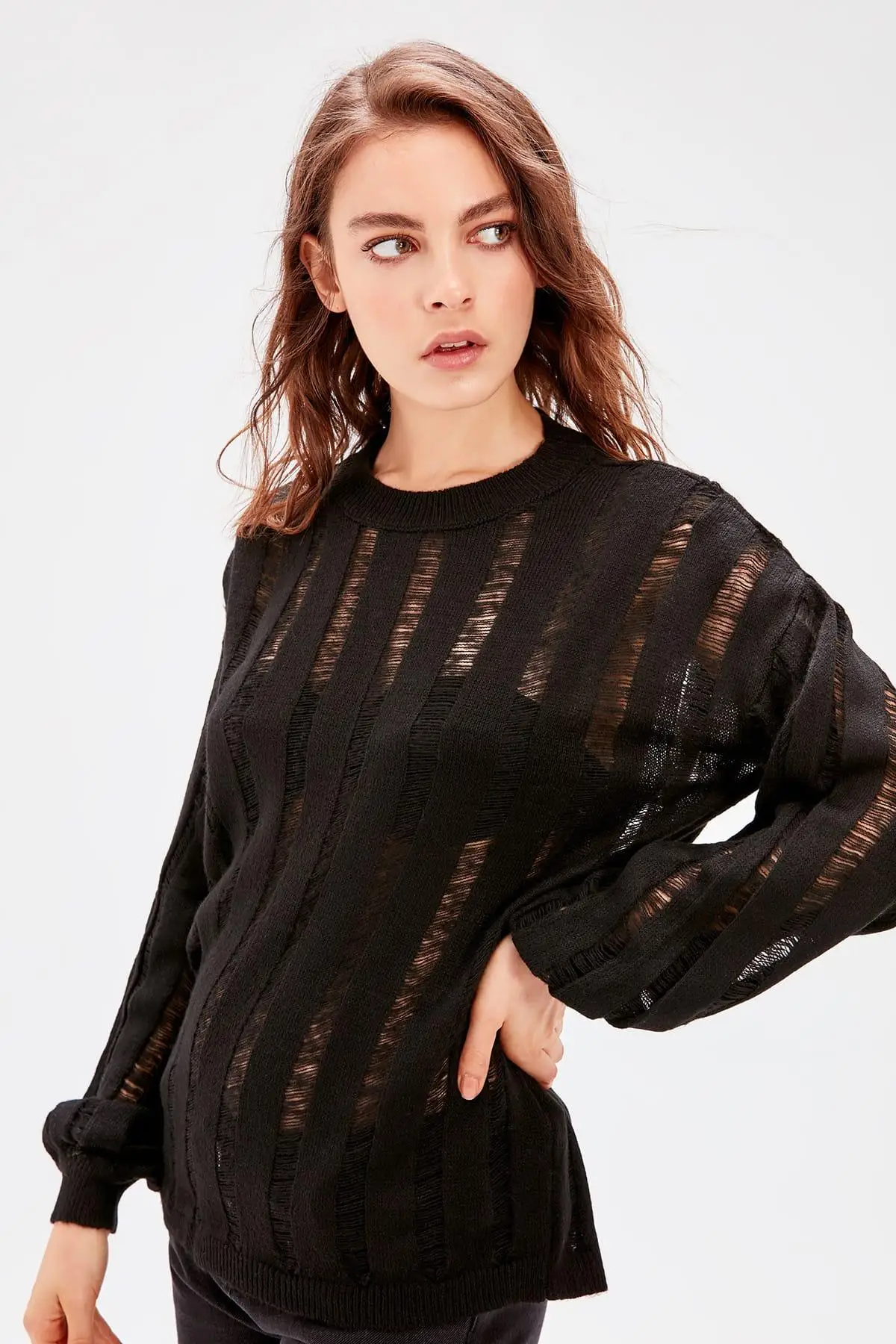 

Trendyol Black Akıtmalı Knitwear Sweater TWOAW20ZA0064