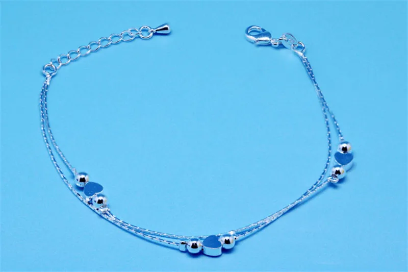 2497752050_694448036