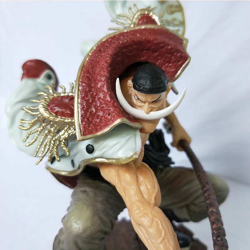 

Meng Poetry One Piece Theater Version of a Reward B Reward Gold White Beard Garage Kit Model Doll Ornaments