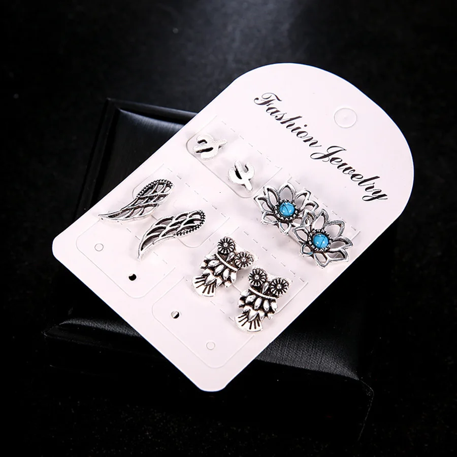 8840818125_917145012