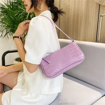 

Spring and Summer New Fashion Messenger Handbag Wild Crocodile Pattern Baguette Niche Retro One-shoulder Armpit Shoulder Bag