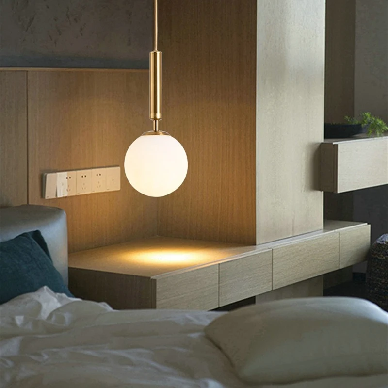 

Скандинавские подвесные светильники, минималистичный Золотой стеклянный шар, абажур, подвесные светильники для столовой, спальни, декоративное прикроватное освещение