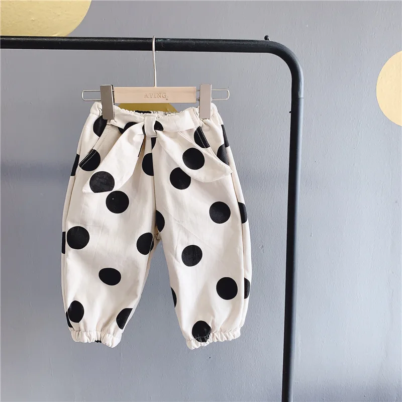 

2019 children's clothing autumn and winter new girls Korean version of the big wave point plus velvet harem pants trousers girls