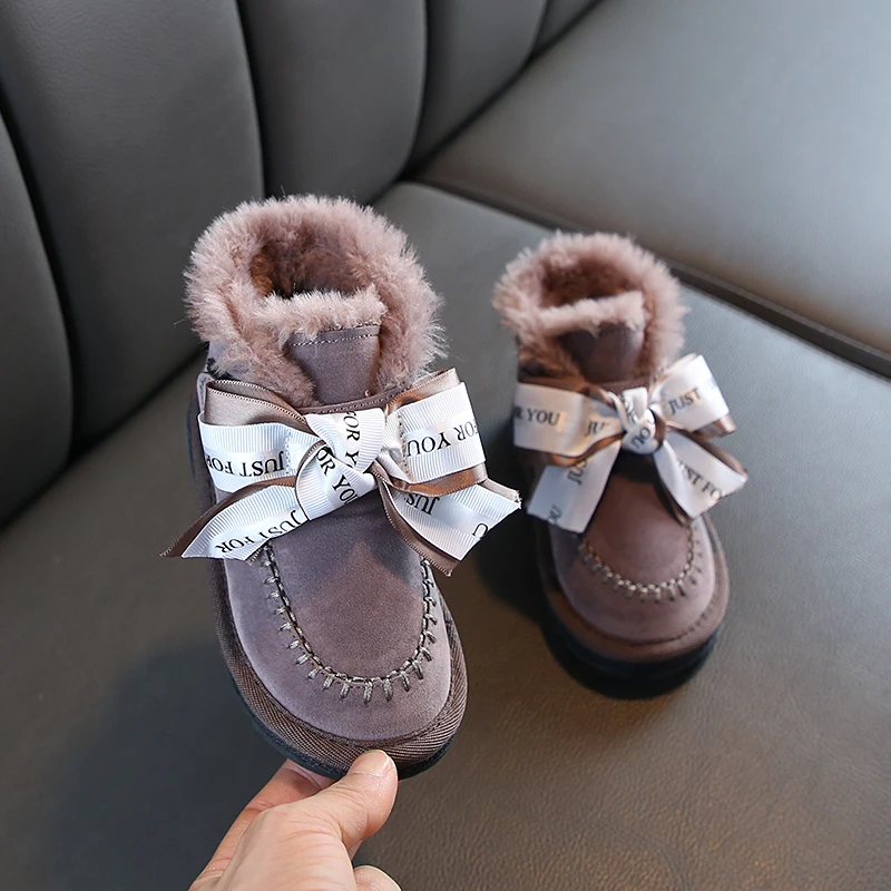 Детские зимние ботинки; коллекция года; корейские зимние ботинки для девочек; теплые Нескользящие плюшевые кожаные ботинки принцессы с бантом; детская обувь; ботинки для девочек