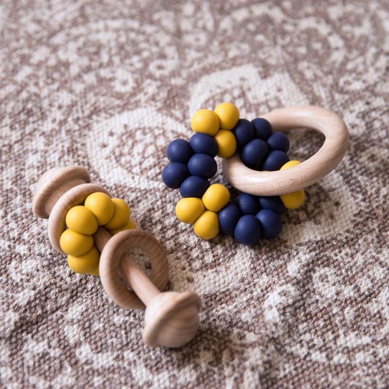 

2pcs/set Baby Teethers Silicone Beads Wooden Rattles Teething Rodent Tiny Rod Wood Baby Toys Bracelet Nursing Newborn Products