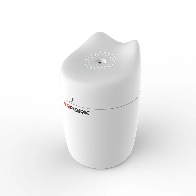 12767593280_1927861545