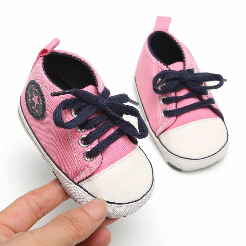 Классические парусиновые спортивные кроссовки для новорожденных мальчиков и девочек; обувь для первых шагов; обувь для малышей с мягкой нескользящей подошвой; детская обувь - Цвет: rose Red