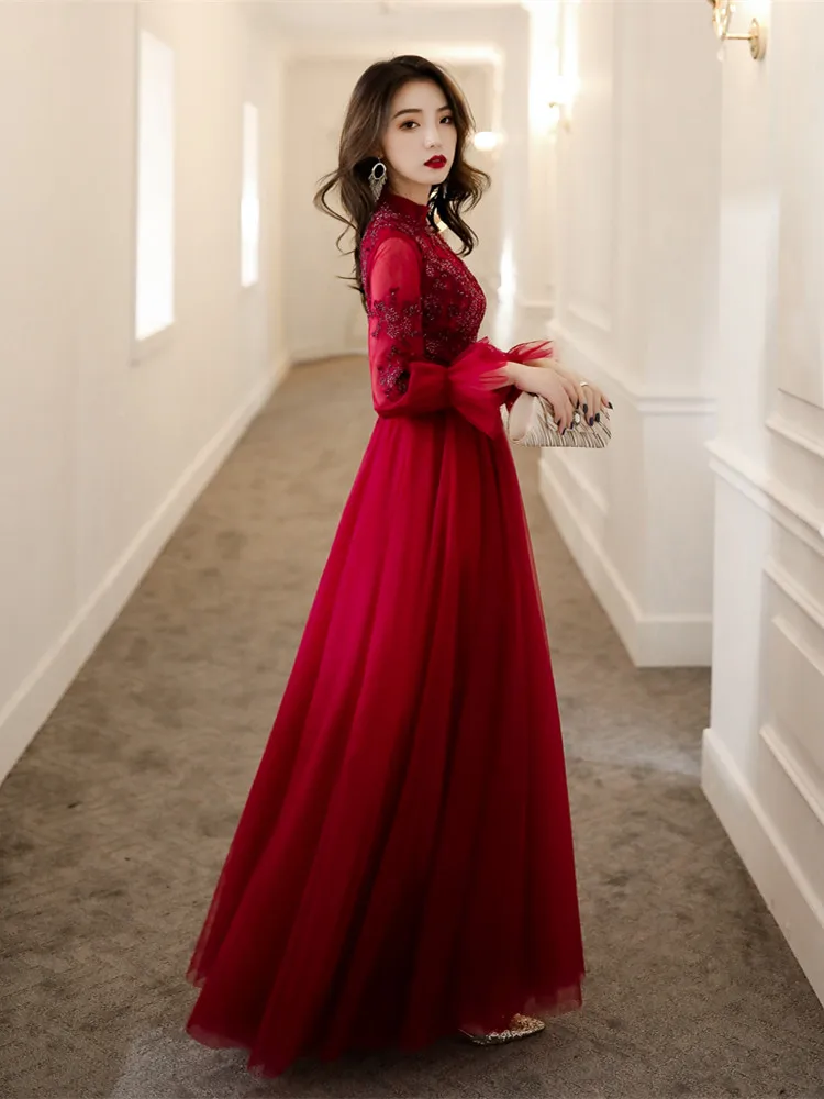Wine Red Modest Evening Dresses With Long Sleeve Beaded