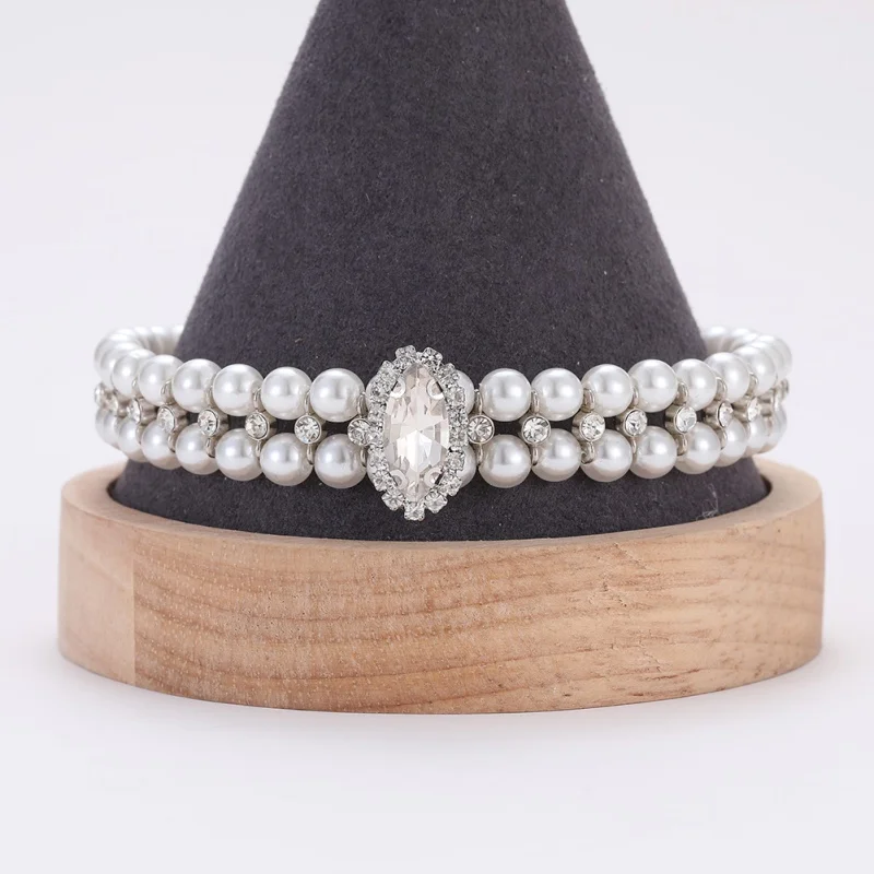 293436-c8fb13.jpg
