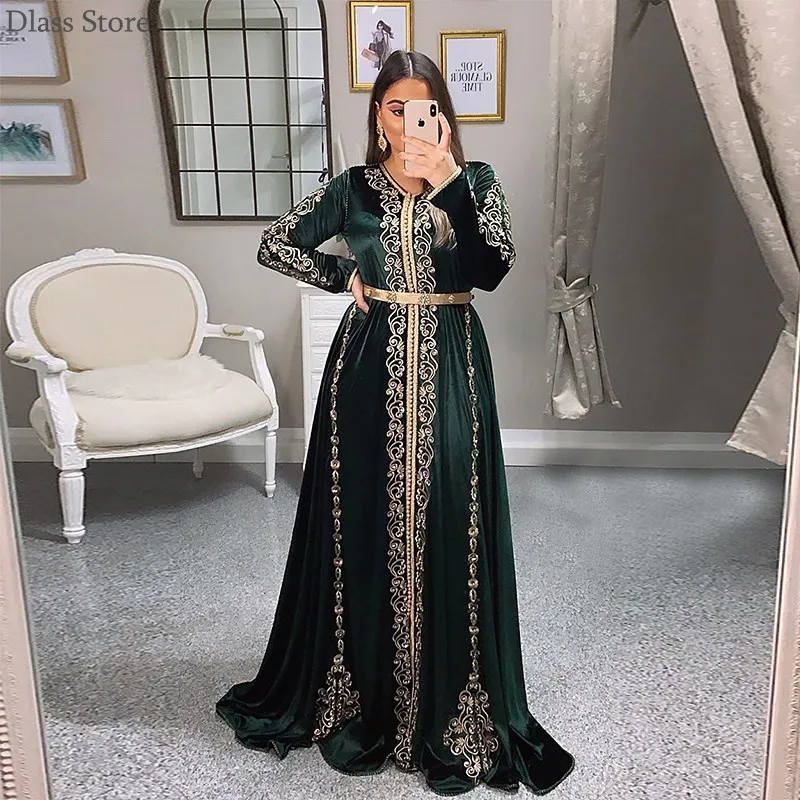 

Dark Green Evening Dress Muslim Long Sleeves Gold Applique Lsce V-neck A-line Satin Floor Length Prom Dress