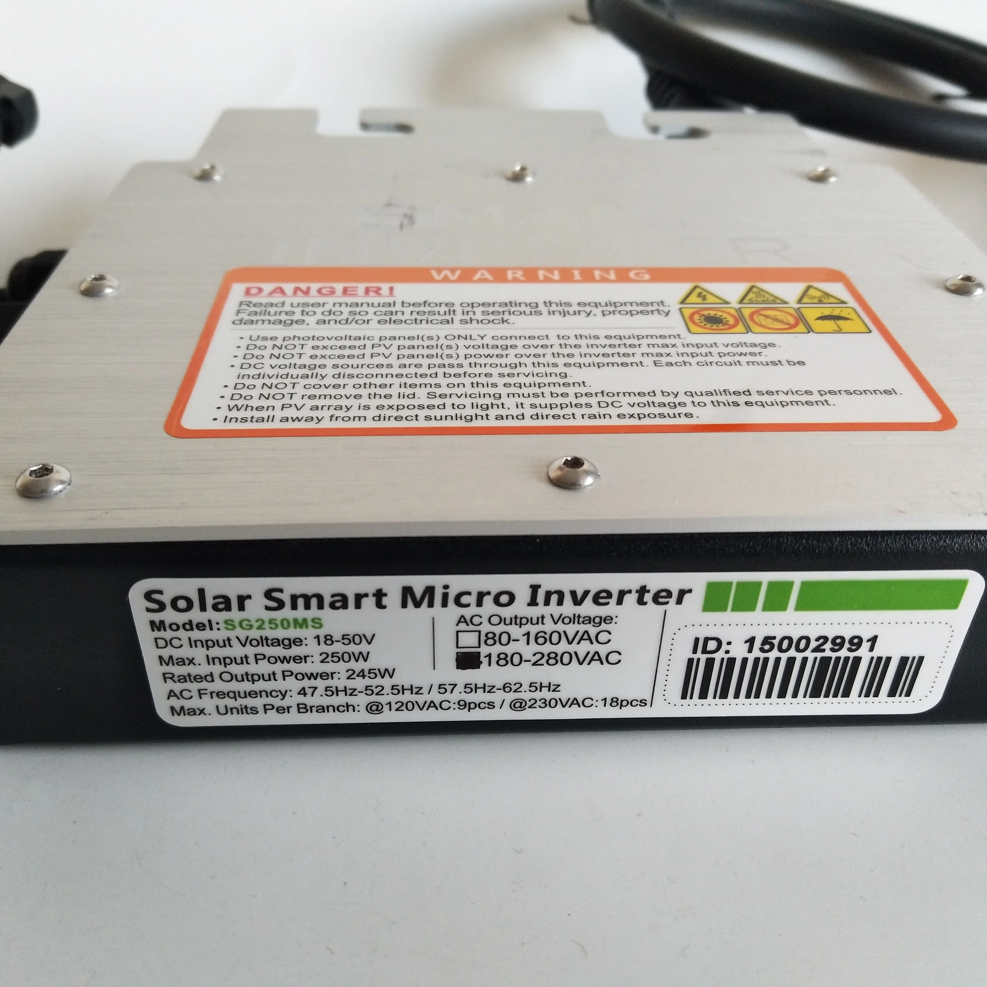 Waterproof Solar Grid Tied Micro Inverter 250W SG250 Microinverter Inversor 120V Or 230VAC 45-62Hz Output