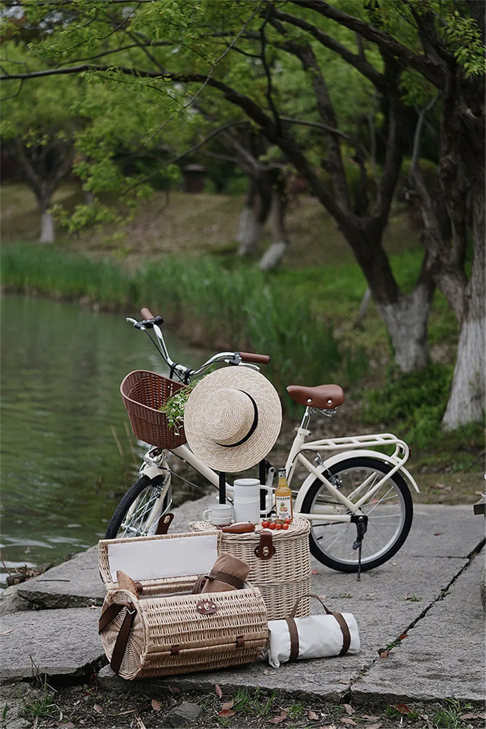 Rattan Trolley Picnic Basket Natural Wicker Weaving Lunch Baskets Wheels Family Outing Trip Picnic Bento Storage High Capacity