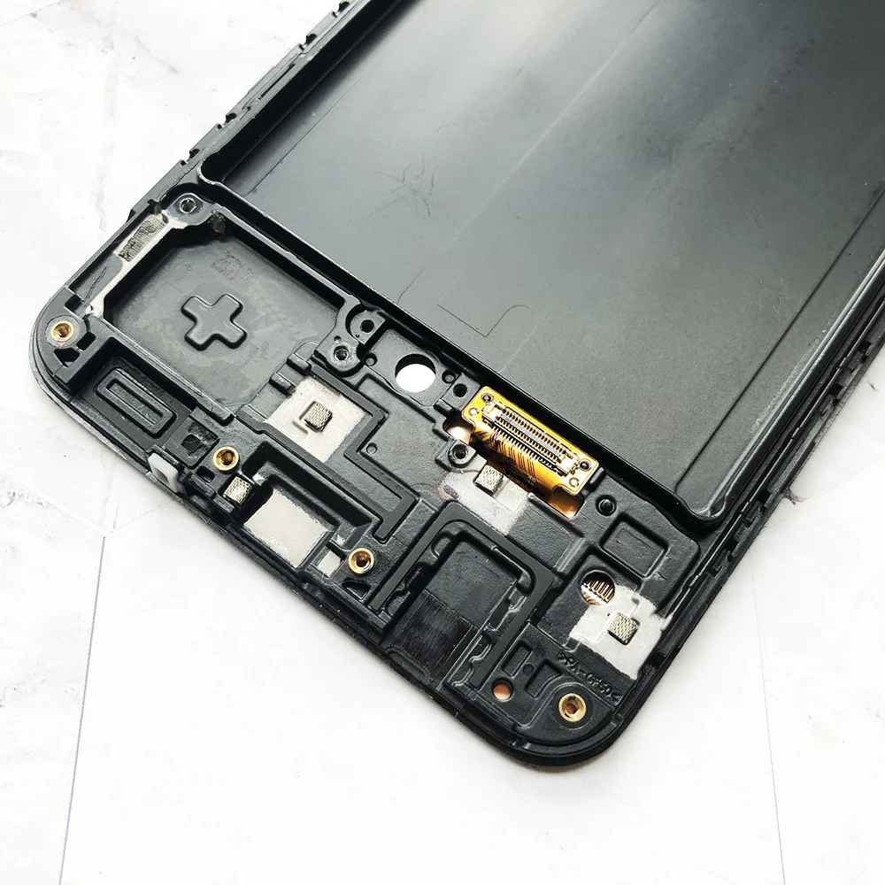 GSM 2G 4G Cell Phone Booster Tri Band Mobile