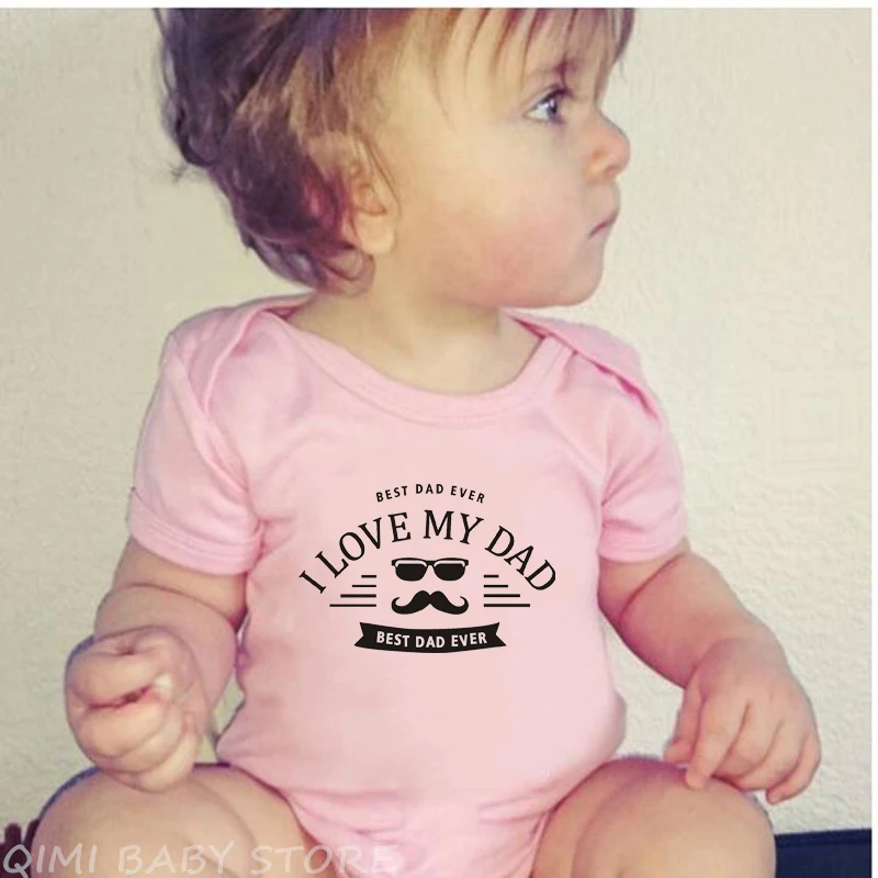 Летний хлопковый комбинезон с надписью «I Love My Dad Best Ever Baby» для маленьких девочек, Милый Забавный комбинезон для новорожденных, подарок на день отца