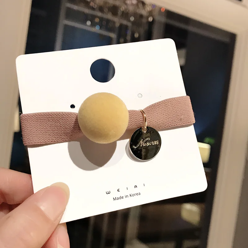 颜色分类图_绒面淡黄