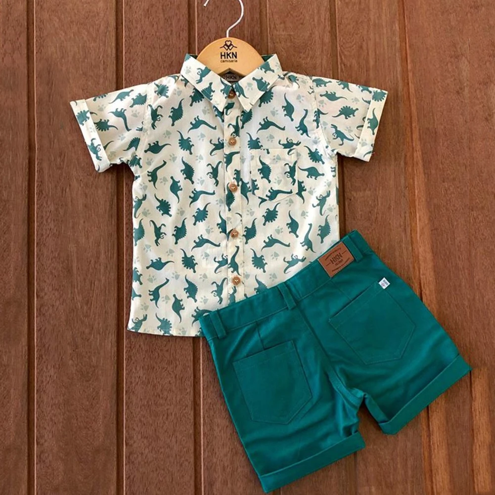 Одежда для малышей Летняя одежда для маленьких мальчиков рубашка с короткими рукавами и динозавром Топ и шортики, комплект детской одежды