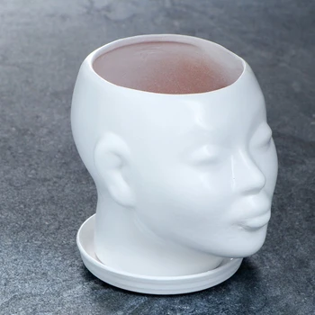 

Curly kashpo "head" 15 cm white 1668283
