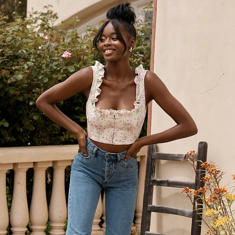 Sexy Neighbor Girl Sexy Neighbor Girl