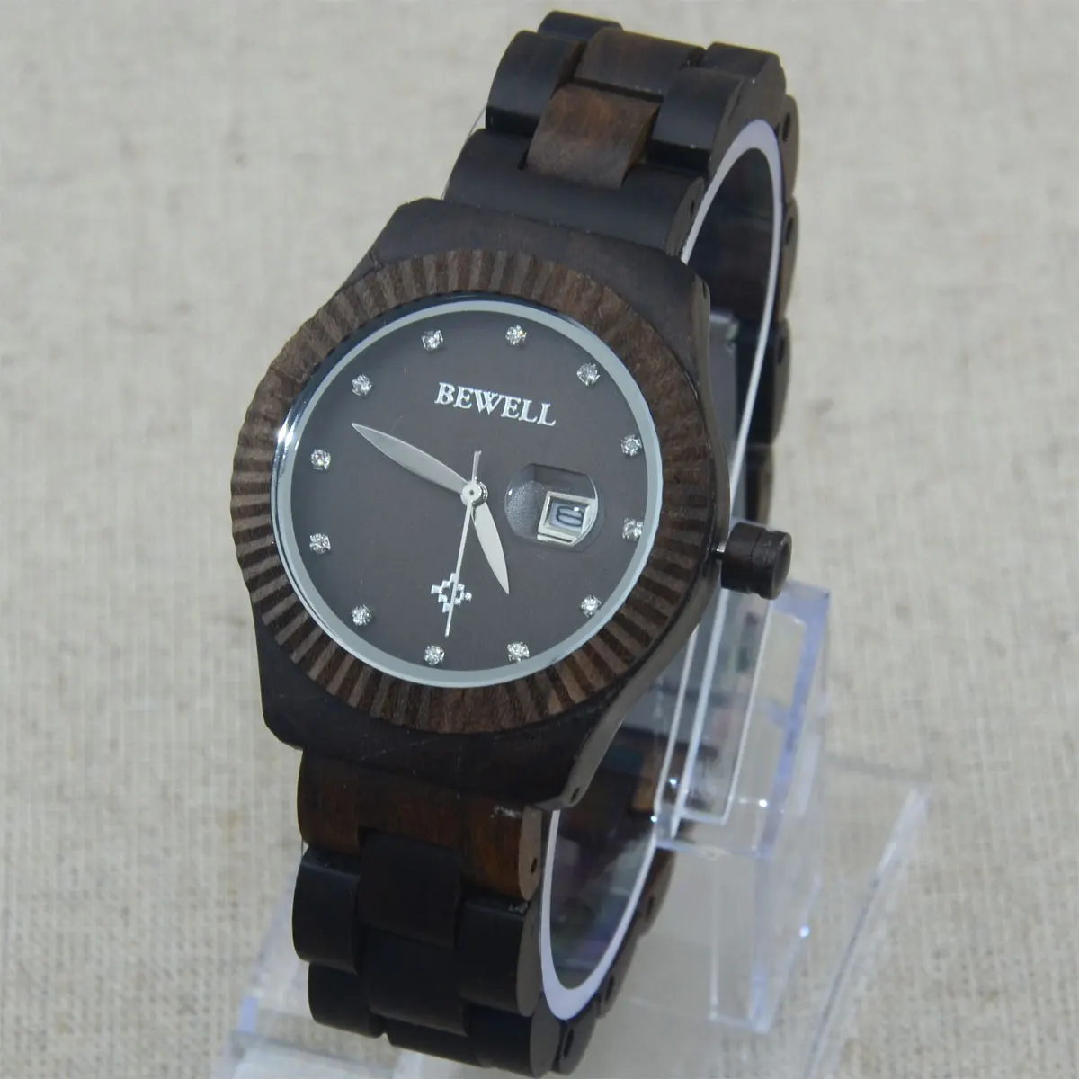 Wooden Watches Natural BEWELL Maple Sandalwood Diamond Women Calendar Wood Watch