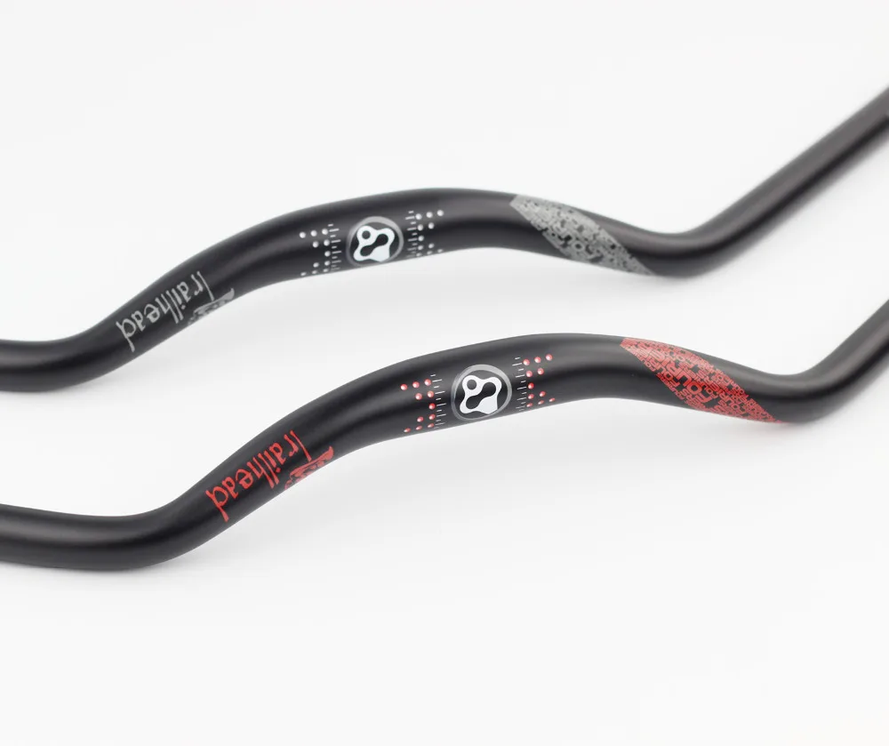 

Aluminium Trekking Cruiser Handlebar Sweep Back 35 Degree CC Bend 31.8mm x 720mm Riser Bar
