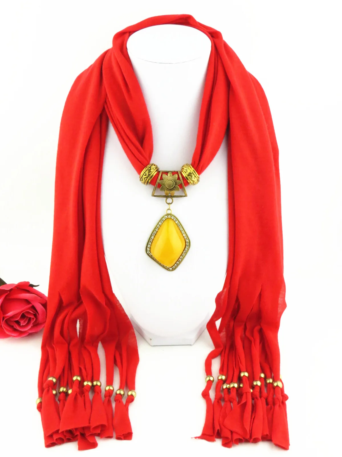 

Egg yolk flow-in-one polyester penant scarf honey-wax alloy diamond-embedded pendant scarf female