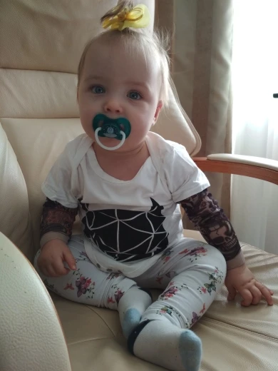 U5565750e28744f179998dd24a647783cc