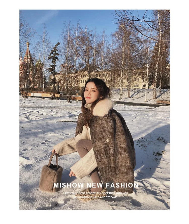 Mishow женская новая зимняя одежда утолщенная шерстяная куртка Женская Корейская версия короткого свободного клетчатого шерстяного пальто MX18D9536