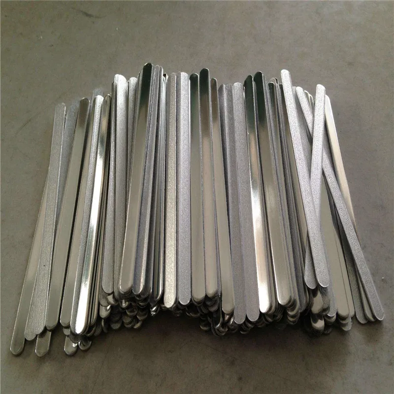 Lot de 50 ou 100 clips métalliques pour masques réutilisables - Ajustement parfait
