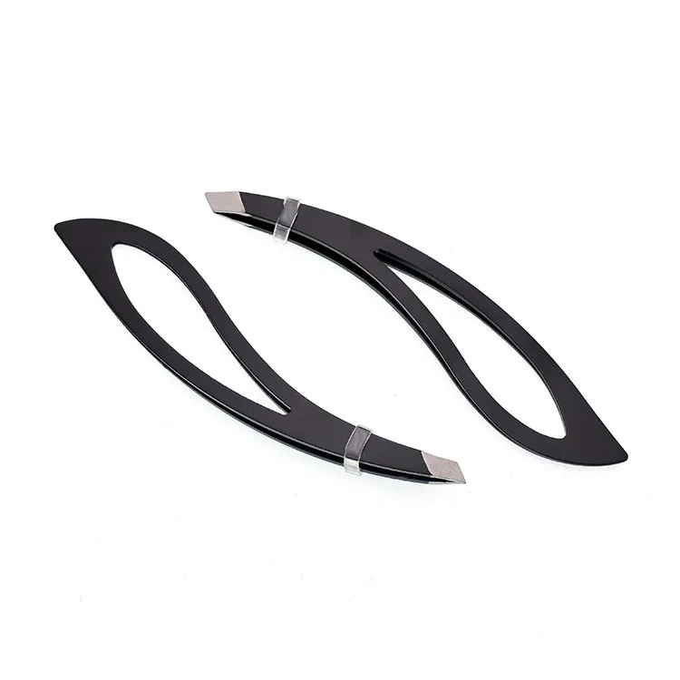 

1PC New Black Color Top Brand Banana Eyebrow Tweezer Hair Beauty Slanted Puller Stainless Steel Eye Brow Clips Makeup Tool