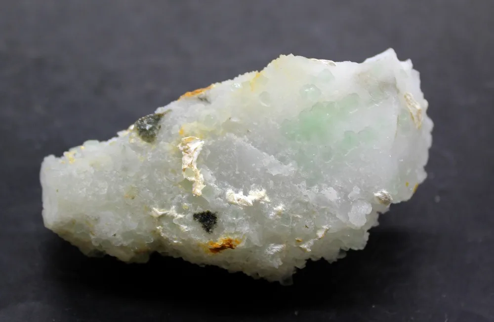 152g Natural fluorite mineral crystal specimens Stones and crystals Healing crystal from China