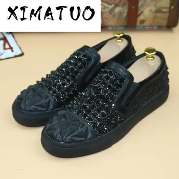 

Luxury Brand Bling Spikes Men Shoes Shinny Glitter Rivets Sneakers Male Casual Shoes 2020 Fashion Men Loafers