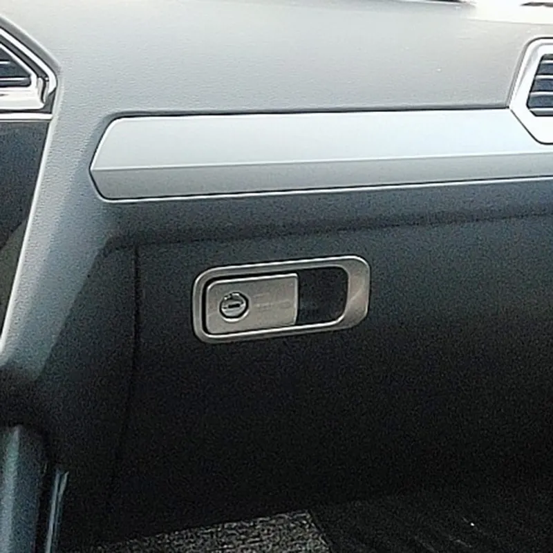 

CAR-STYLING GLOVE COMPARTMENT BOX HANDLE BEZEL GARNISH FOR VOLKSWAGEN TIGUAN 2017 2018 2019 ACCESSORIES