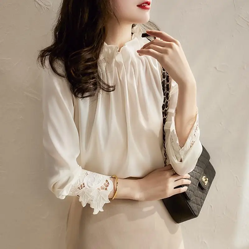 

Elastic Wood Ear Collar Loose French Style Similar To Mulberry Silk Top Women