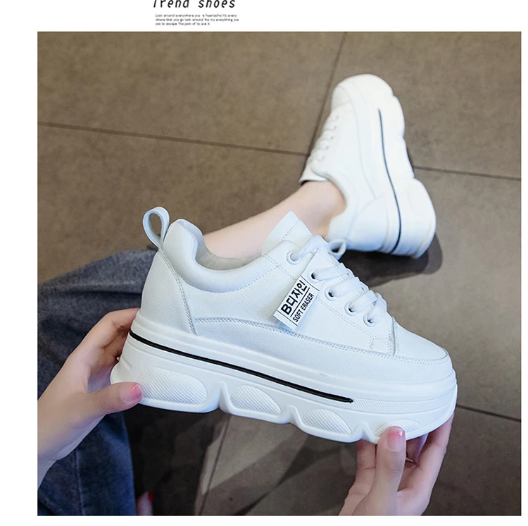 Clogs Platform All-Match Sports Shoes Lady Autumn Round Toe Casual Female Sneakers Fashion Women's Creepers Basket New