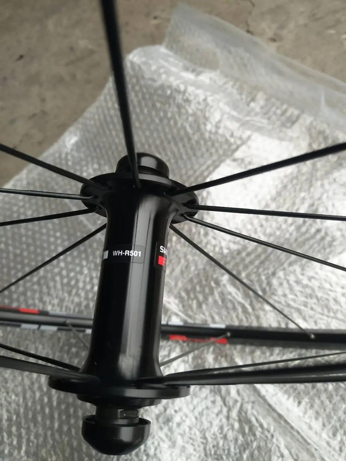 Black Red Shimano R501 700C Road Front /& Rear Wheelset