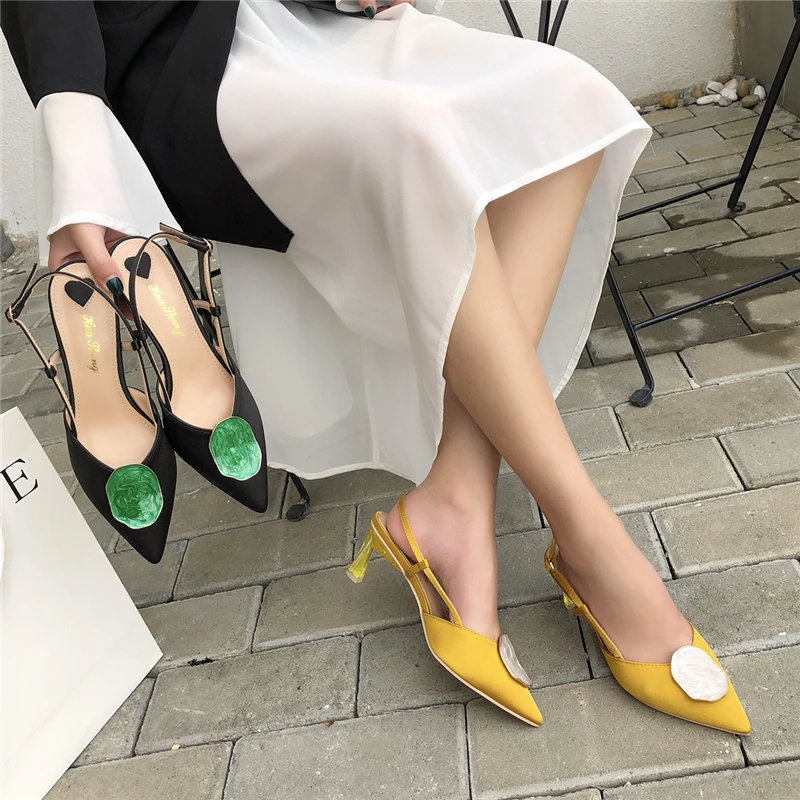 

Boussac Metal Buckle Kitten Heel Women Mules Shoes Elegant Slingback Ladies Shoes Sexy Pointed Toe High Heels Women SWB0221
