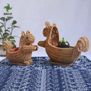 

Creative Squirrel Storage Basket Rat Animal Imitation Rattan Weaving Storage Basket Fruit Basket Snacks Basket