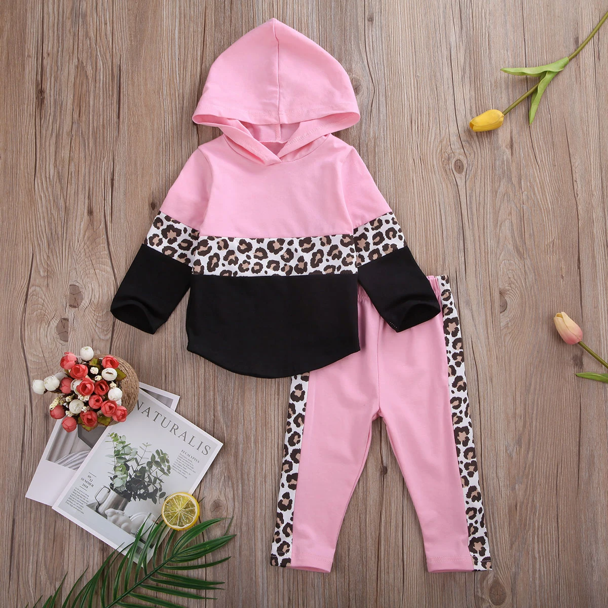 Новая детская одежда с леопардовым принтом для маленьких мальчиков и девочек, топы с капюшоном, штаны, одежда для малышей, спортивный костюм