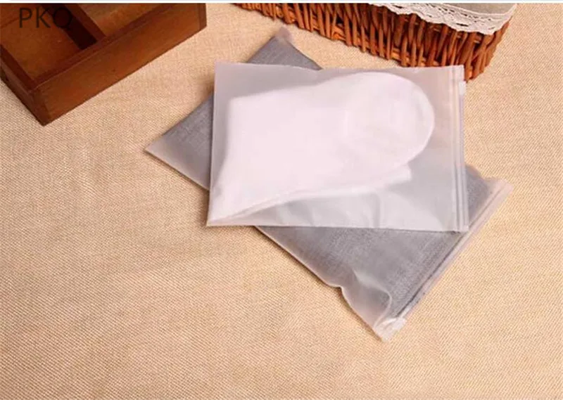 

30pcs Large Plastic Storage Bag Matte Clear Zipper Small Travel Bags Zip Lock Waterproof Packing Pouch For Cosmetic Clothing