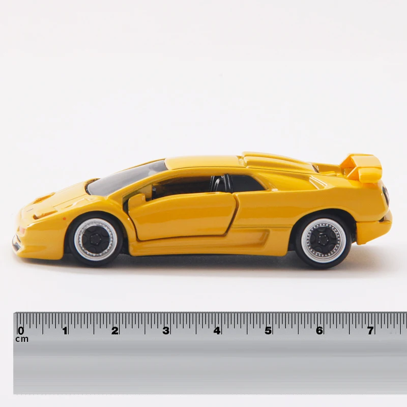 Takara Tomy Tomica Premium TP15 Lamborghini Diablo SV желтый металл литье под давлением модель автомобиля