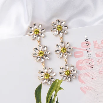 

MWSONYA 2020 Korean Elegant Yellow Crystal Flower Petal Tassel Drop Earrings For Women Fashion Party Pendientes Jewelry Gift