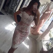 С открытыми плечами элегантные коктейльные платья Оболочка Аппликации Кружева бисером Короткие платья для выпускного вечера