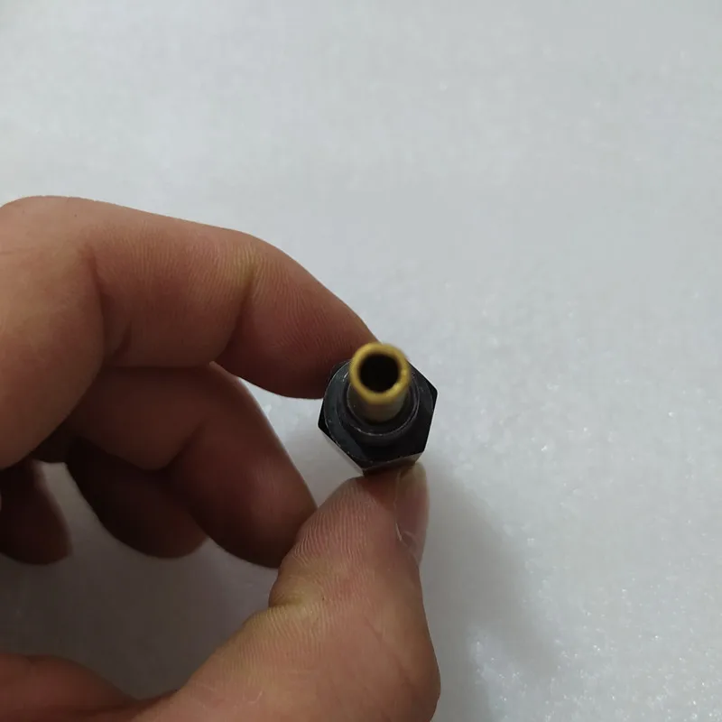 GENUINE PCV VALVE for hyundai elantra 17 tucson 2004-05 / sonata 02-04 26740-32804 2674032804