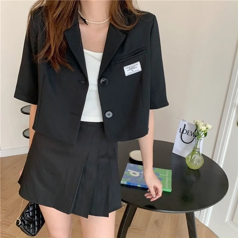【WOOHWA】SINGLE CROP BLAZER Women Solid Cropped Blazer Long Sleeve Single Button Casual
