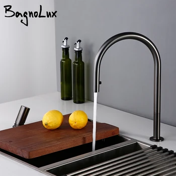 

Brushed Gunmetal Black Single Handle Double Hole Hot And Cold Sprayer Pull-Down Brass Countertop Mounted Kitchen Sink Faucet