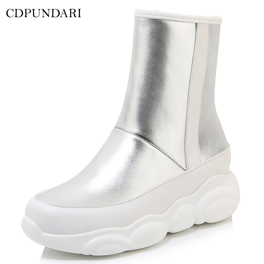 Зимние ботинки с плюшевой подкладкой; Цвет Серебристый; женские зимние ботинки; женские ботильоны на платформе