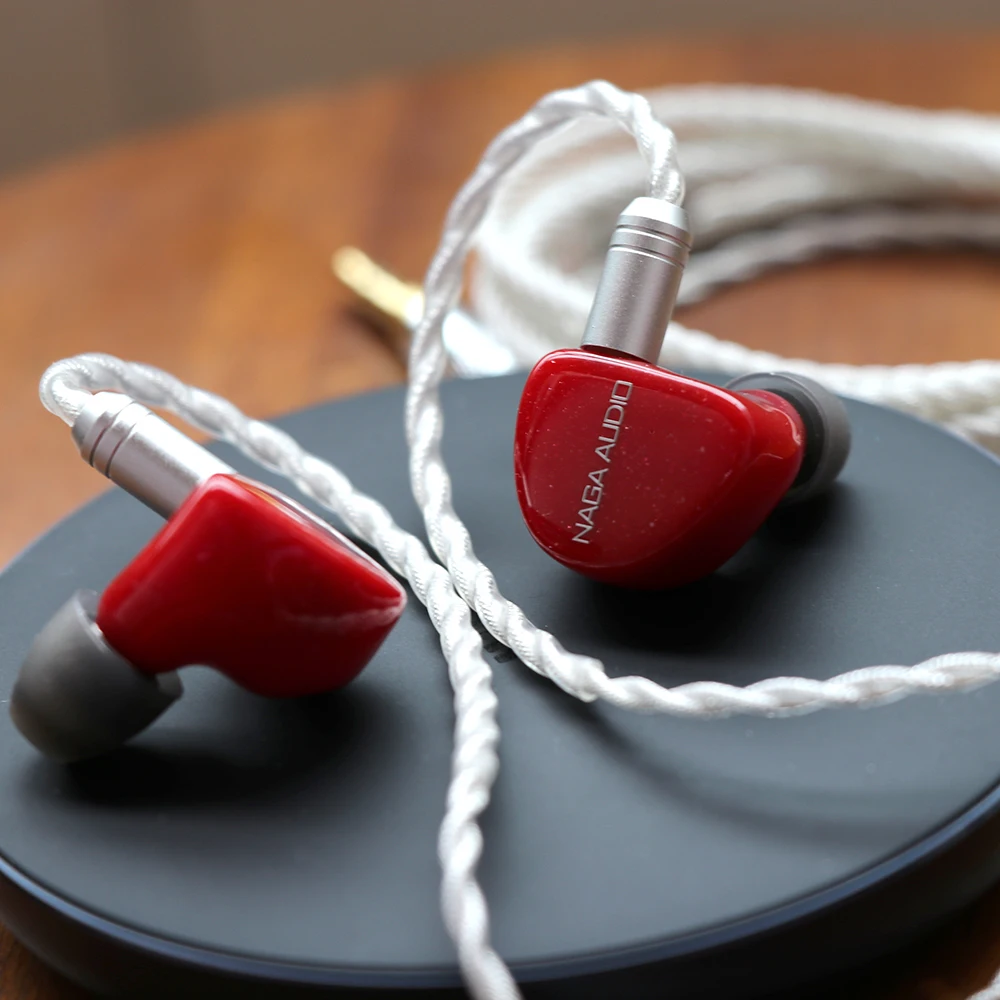 NAGA AUDIO S5 (1)
