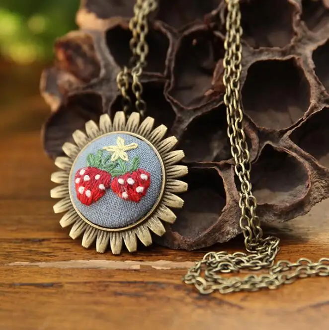 1 шт. DIY аксессуары для вышивки одежды могут быть сделаны брошь или свитер цепи женский подарок - Цвет: 4