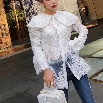 

2020 Eorupe styles spring women shirt palace styles peter collar lace flare sleeves sexy shirt female street blouse WE11500